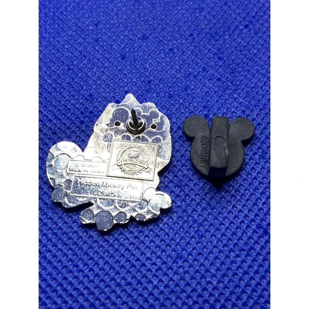Pascal tangled rapunzel disney pin 2014 Hidden Mickey Set Yellow